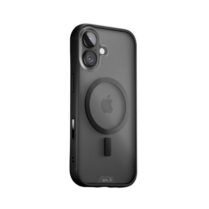 protective-clear-phone-case-clarity-magsafe-4535